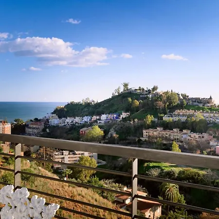 Great Penthouse & Terrace Overlooking The Sea - Free Parking * Málaga