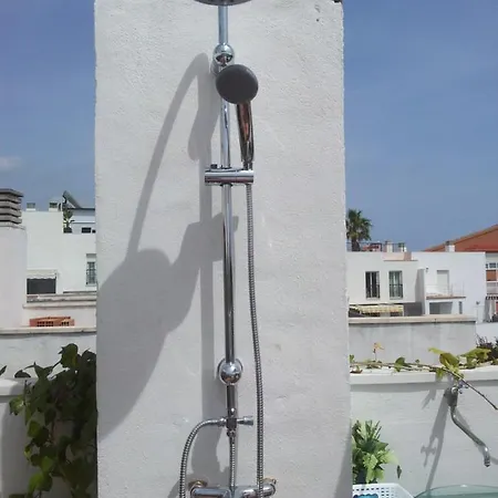 Great Penthouse & Terrace Overlooking The Sea - Free Parking